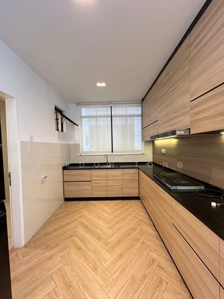 Kondominium untuk Disewa di Sky Condominium (Skyz Residence) - Gordon Tong - Kitchen - PropertyGuru.com.my