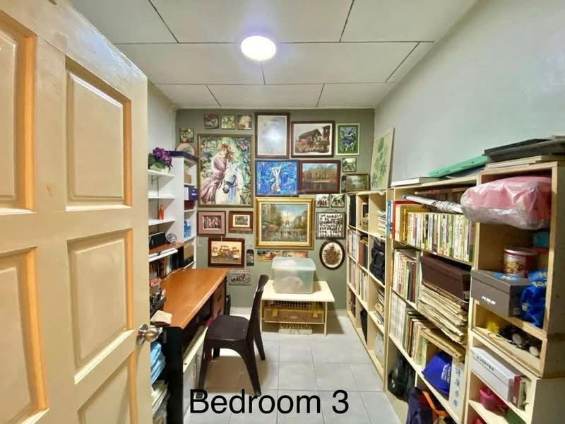 2.5-storey Terraced House for Sale in Saleng (Senai) - Wallace Ang - Study - PropertyGuru.com.my