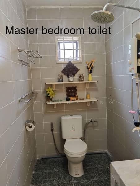 2.5-storey Terraced House for Sale in Saleng (Senai) - Wallace Ang - Bathroom - PropertyGuru.com.my