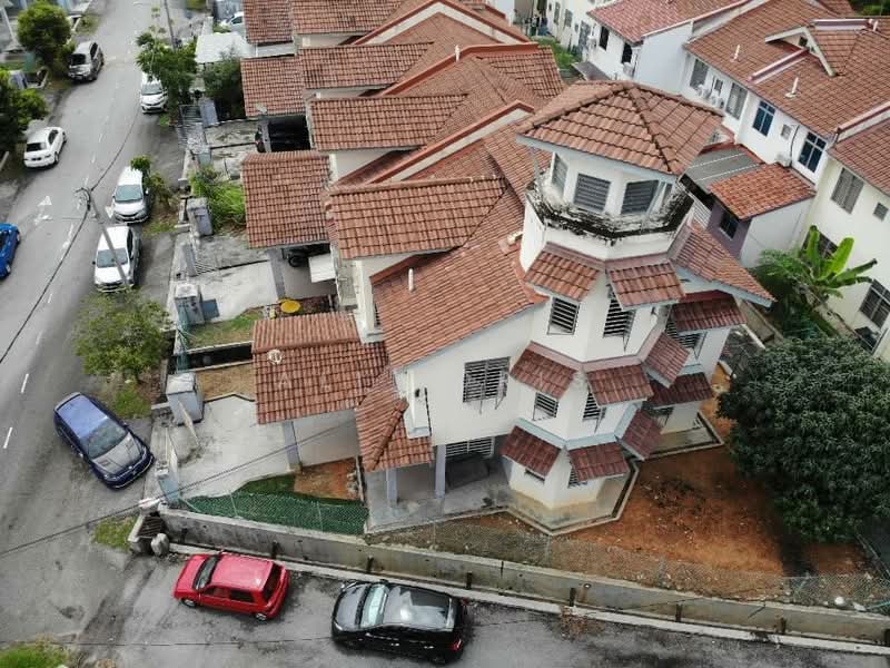 Rumah Teres 2.5 Tingkat untuk Dijual di Taman Salak Perdana (Dengkil) - Ali Idris - Exterior - PropertyGuru.com.my