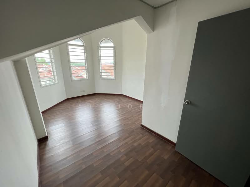 Rumah Teres 2.5 Tingkat untuk Dijual di Taman Salak Perdana (Dengkil) - Ali Idris - Interior - PropertyGuru.com.my