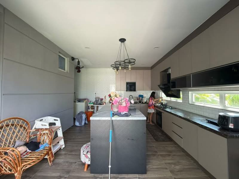 Rumah Kluster untuk Dijual di Mutiara Rini (Skudai) - Eva Siow - Kitchen - PropertyGuru.com.my