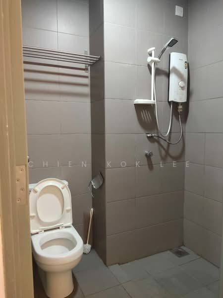 Servis Apartment untuk Disewa di Mercu Summer Suites - Chien Kok Lee - Bathroom - PropertyGuru.com.my