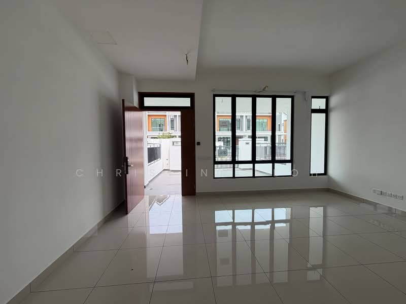 Rumah Teres untuk Dijual di Bandar Dato Onn (Tebrau) - Christina Yeoh - Living Room - PropertyGuru.com.my