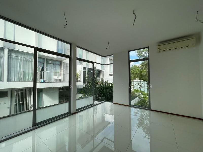 Rumah Teres 3-Tingkat untuk Dijual di Sierramas (Sungai Buloh) - Jessica Liang - PropertyGuru.com.my