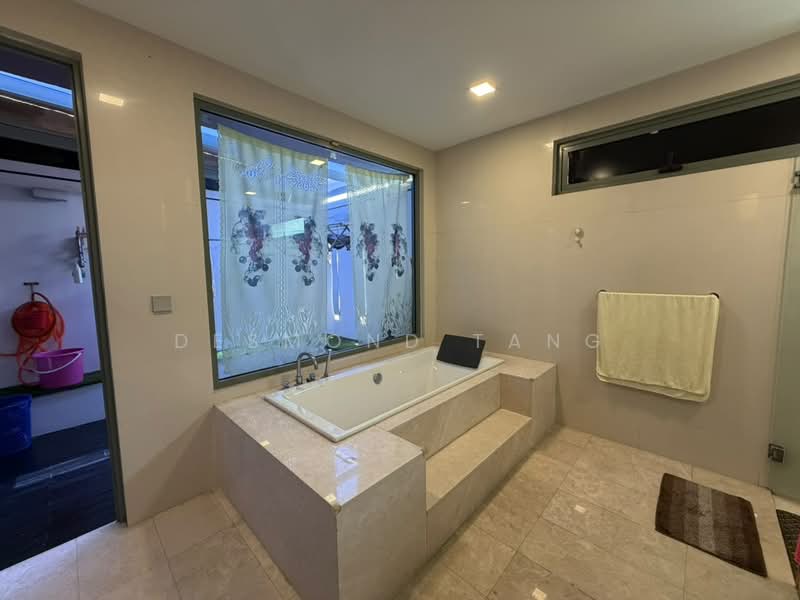 Semi-Detached House for Sale in Taman Seri Bukit Segambut (Batu) - Desmond Tang - Bathroom - PropertyGuru.com.my