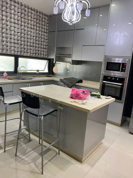 3-storey Terraced House for Rent in Cyberjaya (Selangor) - Gudrotullah Ikhwan - Kitchen - PropertyGuru.com.my