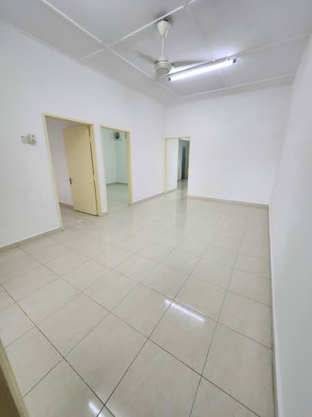 Rumah Teres 1 Tingkat untuk Disewa di Mak Mandin (Butterworth) - Sr. Helen Teoh - Living Room - PropertyGuru.com.my