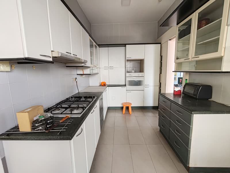 Kondominium untuk Dijual di Mont Kiara Pines - David Lai - Kitchen - PropertyGuru.com.my
