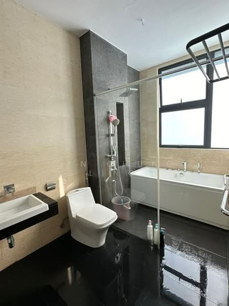 Rumah Berkembar untuk Dijual di Horizon Hills (Iskandar Puteri (Nusajaya)) - Wen Chung Ling - Bathroom - PropertyGuru.com.my