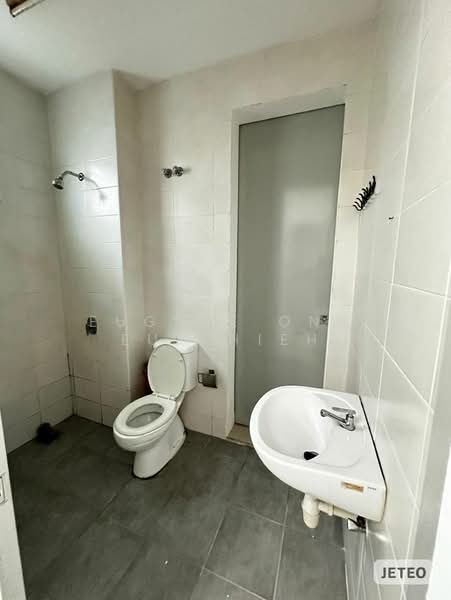 2-storey Terraced House for Sale in Bandar Saujana Putra (Tanjong Duabelas) - Eugene Ong Eu chieh - Bathroom - PropertyGuru.com.my