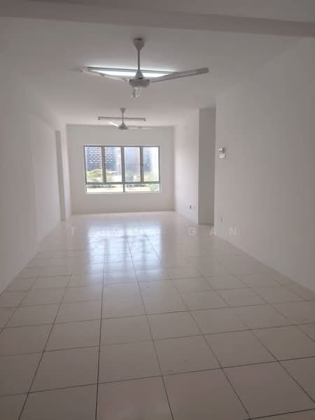 Apartment for Sale at Pangsapuri Suria 1 Batu Kawan - Tommy Gan - Living Room - PropertyGuru.com.my