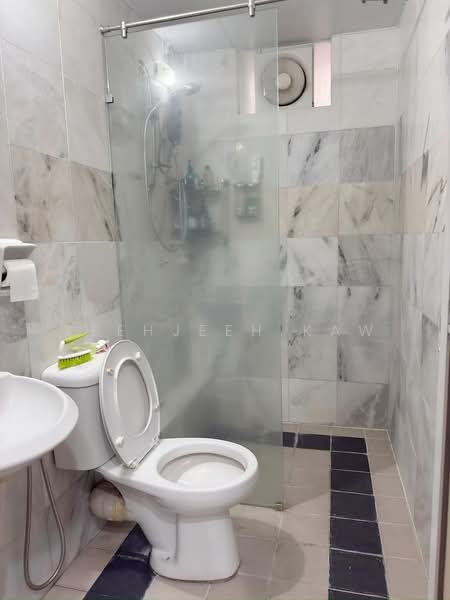 Pangsapuri untuk Dijual di Citrine Tower (Ria) - JeehJeeh Kaw - Bathroom - PropertyGuru.com.my