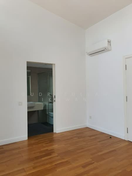 3-storey Terraced House for Rent in Cyberjaya (Selangor) - Gudrotullah Ikhwan - Bathroom - PropertyGuru.com.my