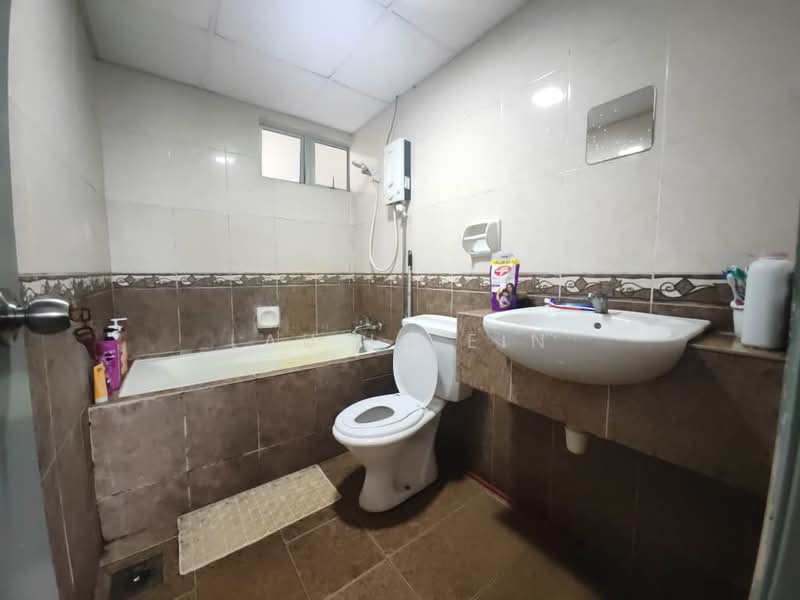 Condominium for Sale at Villa Makmur - Lau Ia Ein - Bathroom - PropertyGuru.com.my