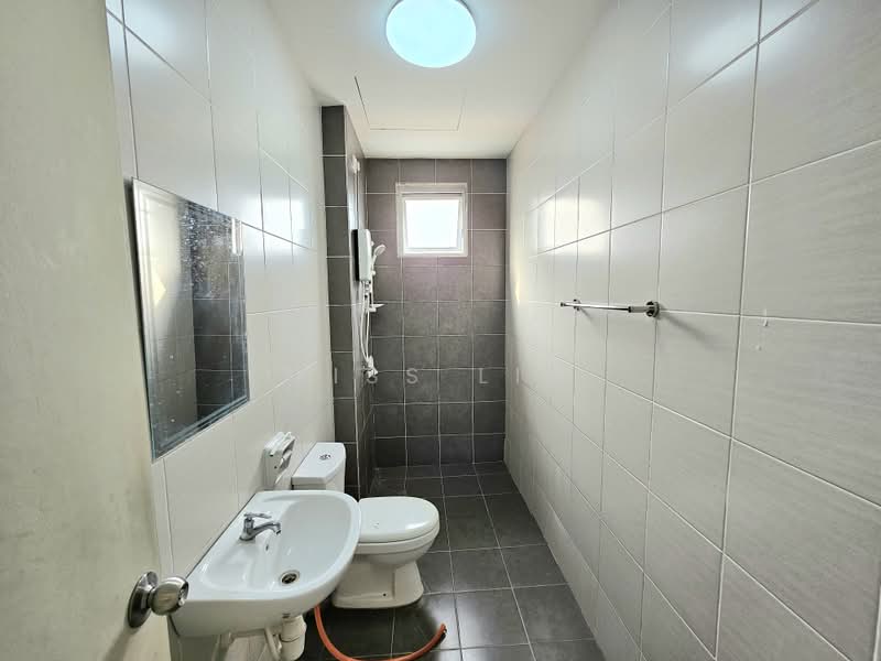 Servis Apartment untuk Disewa di BSP 21 - MISS LIM - Bathroom - PropertyGuru.com.my