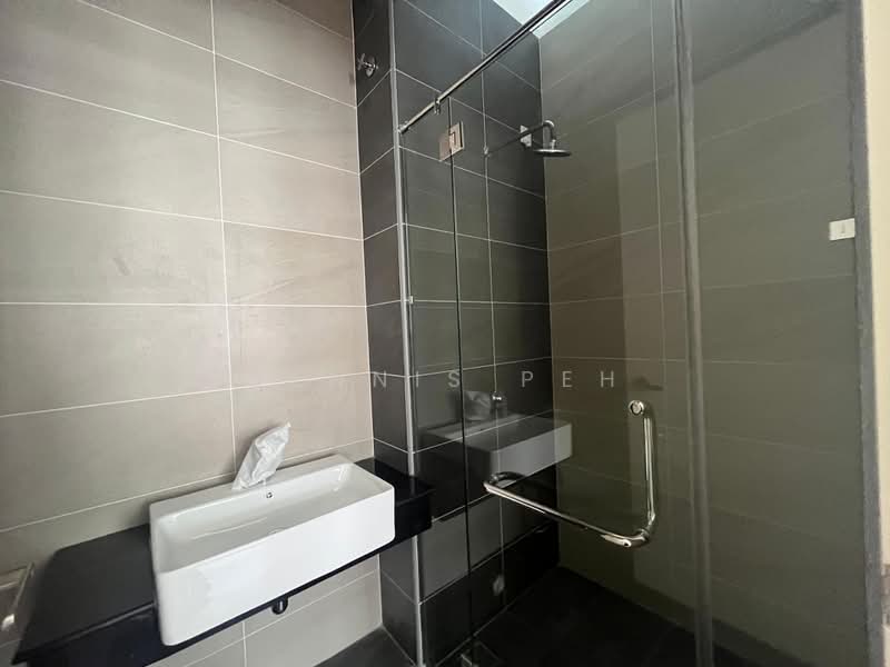 Semi-Detached House for Sale in Taman Sutera Utama (Skudai) - Dennis Peh - Bathroom - PropertyGuru.com.my