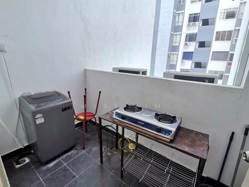 Servis Apartment untuk Disewa di BSP 21 - MISS LIM - Balcony - PropertyGuru.com.my