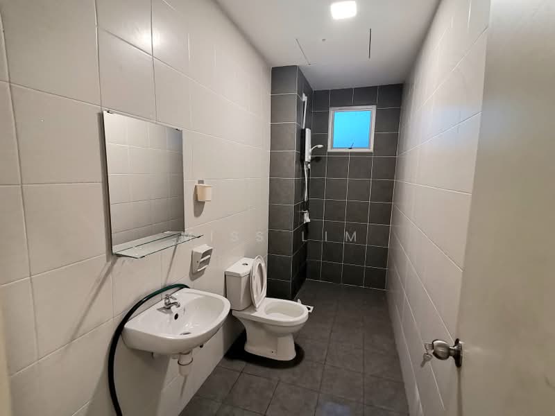 Servis Apartment untuk Disewa di BSP 21 - MISS LIM - Bathroom - PropertyGuru.com.my