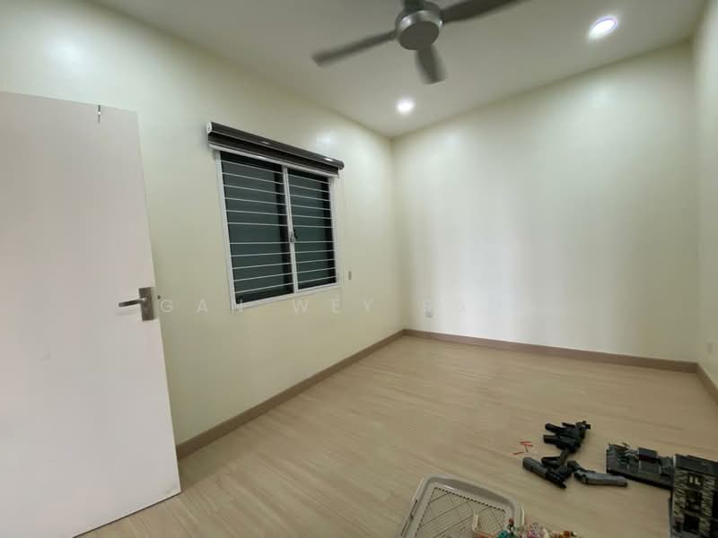 Condominium for Sale at Trinity Aquata - GAN WEY SAND - Bedroom - PropertyGuru.com.my