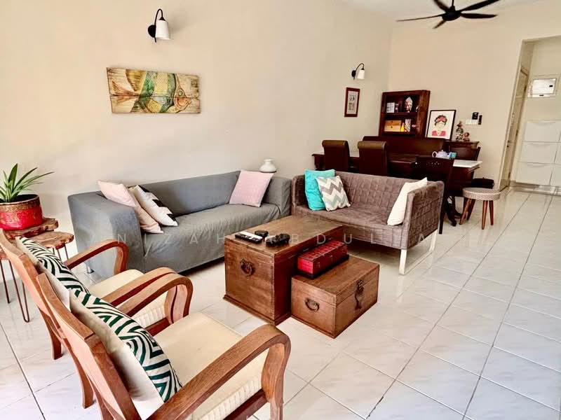 Condominium for Sale at Seri Maya Condominium - Anizah Abdullah - Living Room - PropertyGuru.com.my