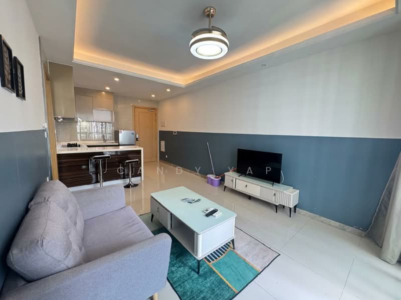 Servis Apartment untuk Disewa di R&F Princess Cove Phase 1 - Candy Yap - Living Room - PropertyGuru.com.my
