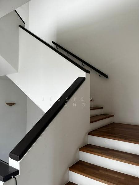 3-storey Terraced House for Sale in Valencia (Sungai Buloh) - Jessica Liang - PropertyGuru.com.my