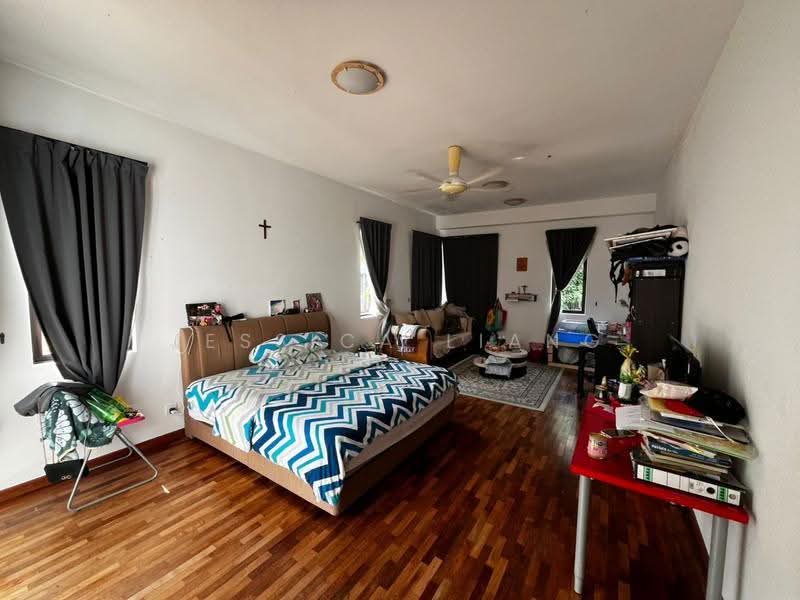 3-storey Terraced House for Sale in Valencia (Sungai Buloh) - Jessica Liang - PropertyGuru.com.my