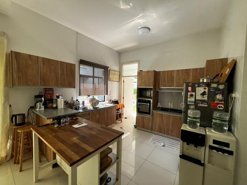 3-storey Terraced House for Sale in Valencia (Sungai Buloh) - Jessica Liang - PropertyGuru.com.my