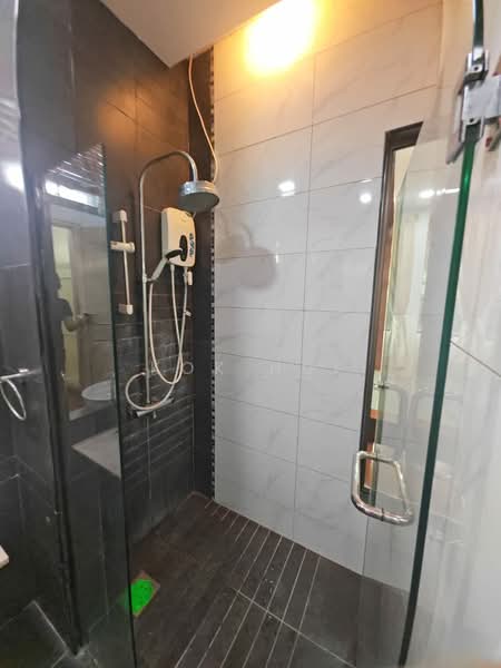 Cluster House for Sale in Taman Adda Heights (Tebrau) - Kok Hui - Bathroom - PropertyGuru.com.my