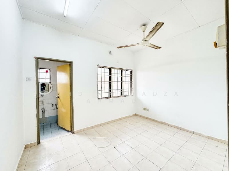 Rumah Teres 2 Tingkat untuk Dijual di Saujana Utama (Selangor) - Mohd Mortadza Ahmad - PropertyGuru.com.my