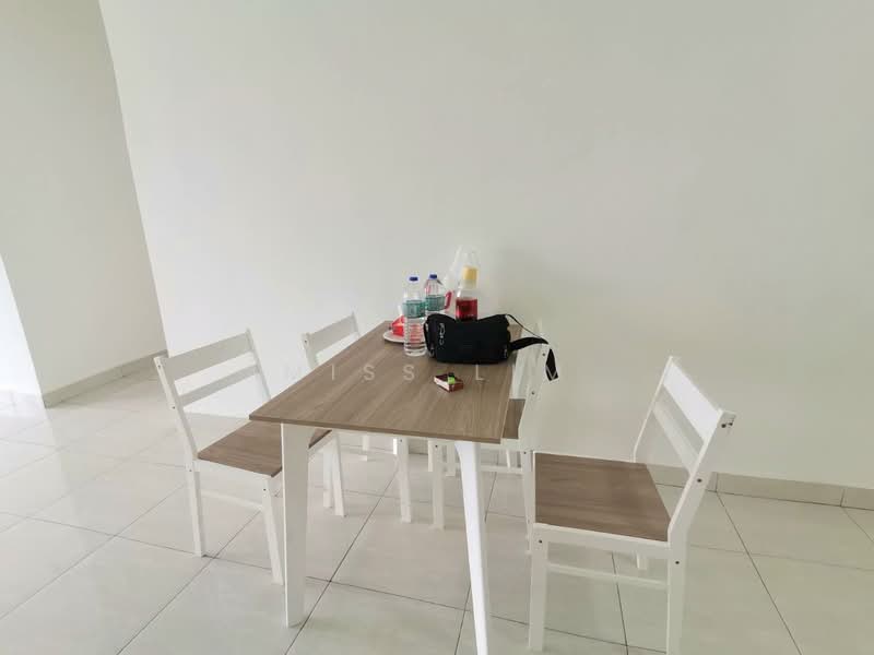 Servis Apartment untuk Disewa di BSP 21 - MISS LIM - Dining Room - PropertyGuru.com.my