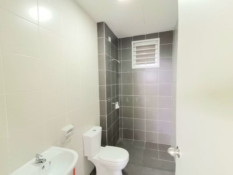 Servis Apartment untuk Disewa di BSP 21 - MISS LIM - Bathroom - PropertyGuru.com.my