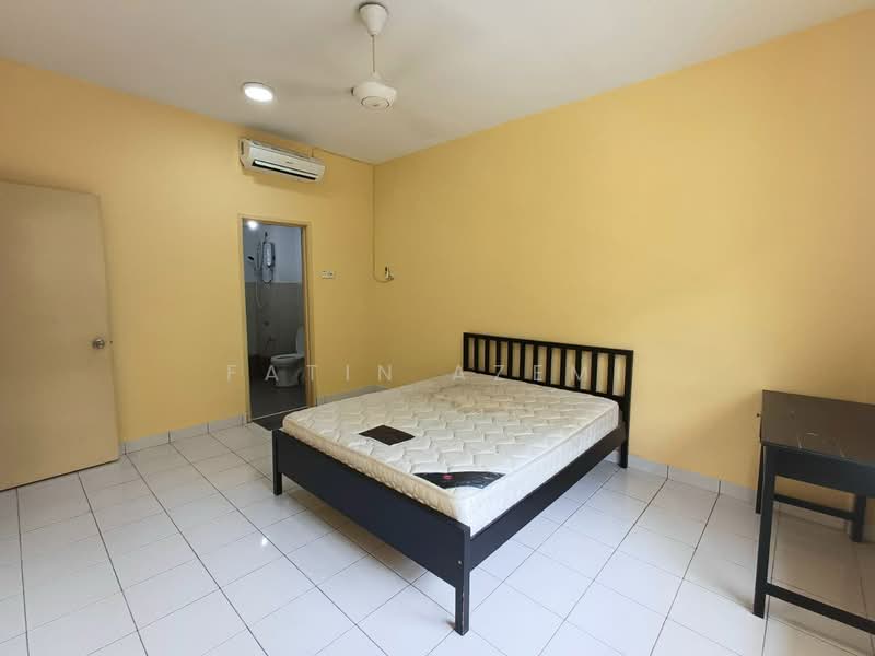 Condominium for Sale at D'Rimba - Fatin Azemi - Bedroom - PropertyGuru.com.my