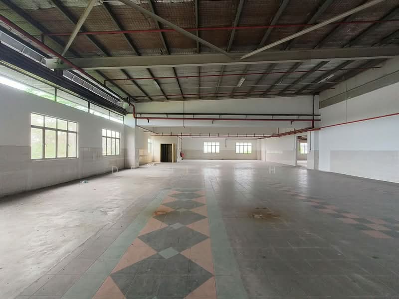 Detached Factory for Rent in Tampoi (Johor) - Dennis Peh - Interior - PropertyGuru.com.my
