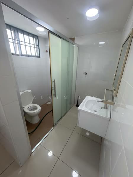Terraced House for Rent in Taman Pulai Jaya (Kulai) - Alvin Lim - Bathroom - PropertyGuru.com.my