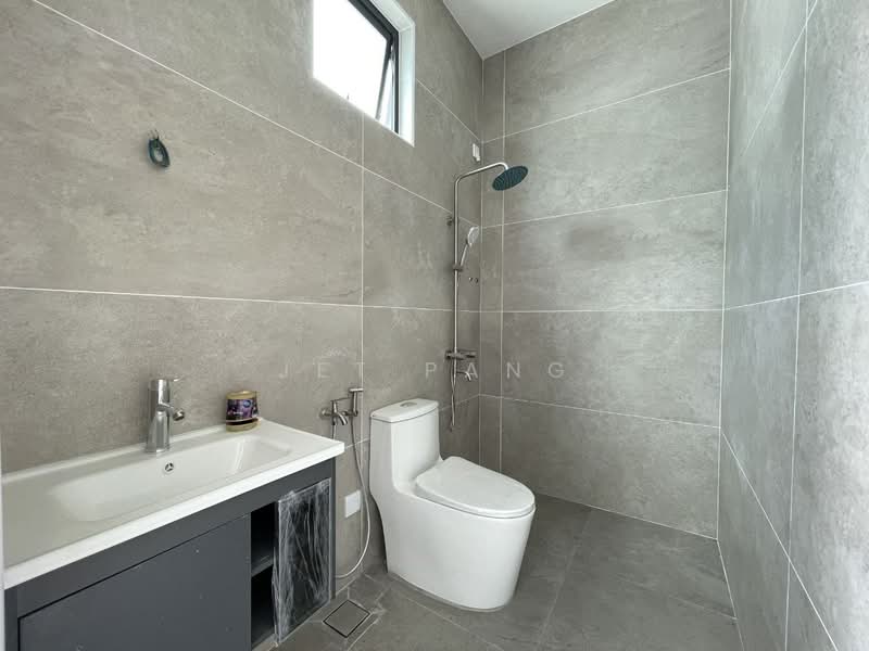 Semi-Detached House for Sale in Kulai (Johor) - Jet Pang - Bathroom - PropertyGuru.com.my