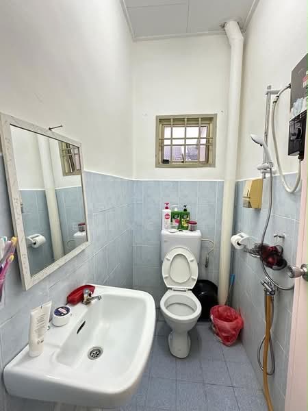 2-storey Terraced House for Sale in Taman Seri Orkid (Skudai) - Terence Tan - Bathroom - PropertyGuru.com.my