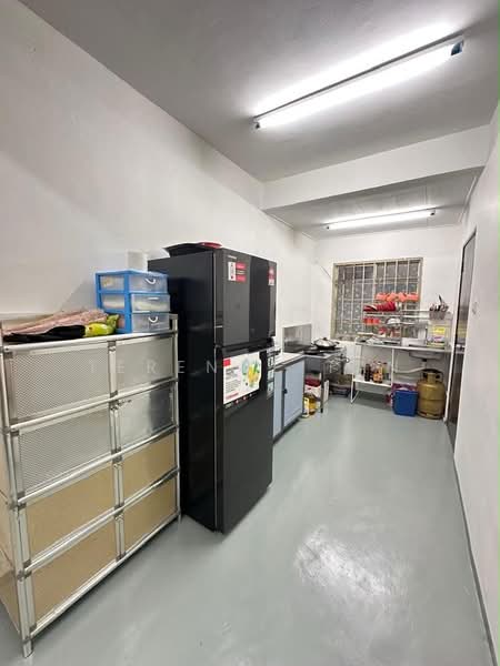 2-storey Terraced House for Sale in Taman Seri Orkid (Skudai) - Terence Tan - Kitchen - PropertyGuru.com.my