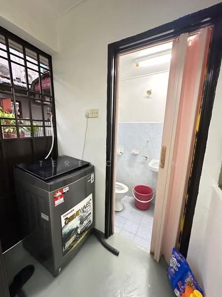 2-storey Terraced House for Sale in Taman Seri Orkid (Skudai) - Terence Tan - Bathroom - PropertyGuru.com.my