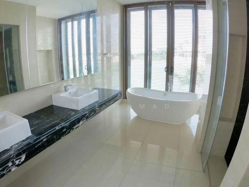 Semi-Detached House for Sale in Presint 8 (Putrajaya) - Sue Ahmad - Bathroom - PropertyGuru.com.my