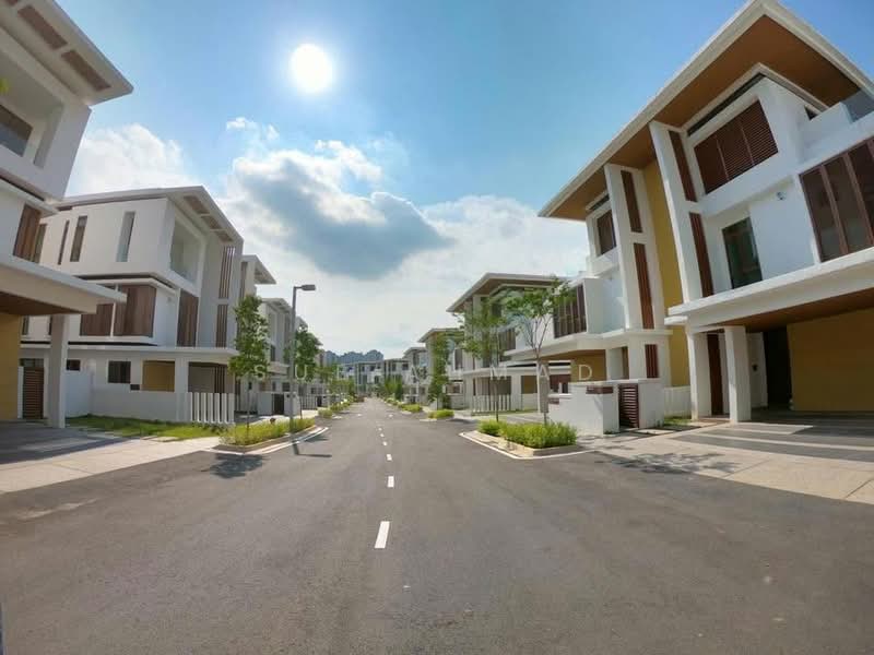 Semi-Detached House for Sale in Presint 8 (Putrajaya) - Sue Ahmad - Exterior - PropertyGuru.com.my