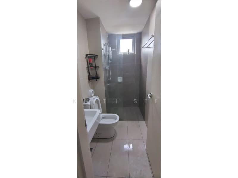 Servis Apartment untuk Dijual di Gravit8, Klang - Keith See - Bathroom - PropertyGuru.com.my