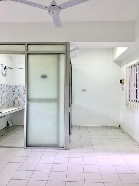Shop for Sale in Taman Molek (Johor Bahru) - Wendy Wong - Interior - PropertyGuru.com.my