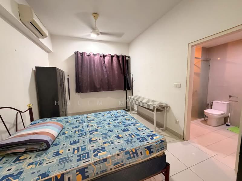 Condominium for Rent at Mirage By The Lake - Halim Mazlan - Bedroom - PropertyGuru.com.my