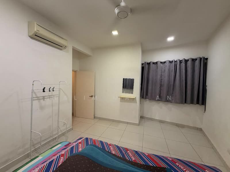 Condominium for Rent at Mirage By The Lake - Halim Mazlan - Bedroom - PropertyGuru.com.my