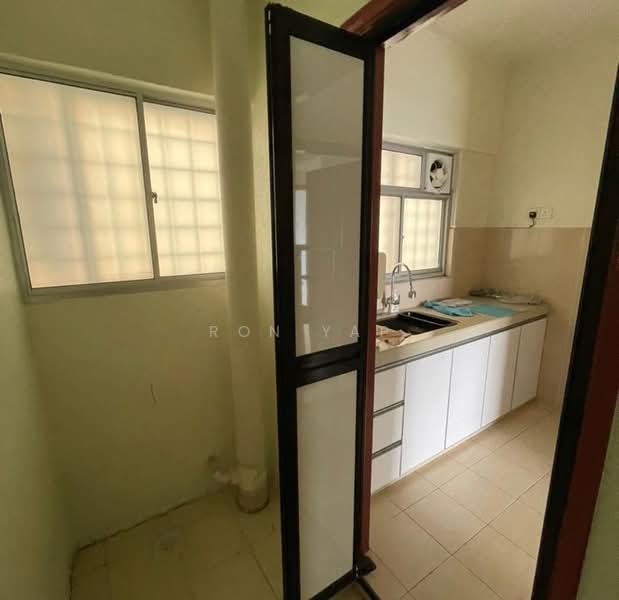 Service Residence for Rent at Beverly Tower @ Plaza Medan Putra - Ron Yap - Kitchen - PropertyGuru.com.my