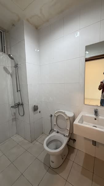 Condominium for Rent at Sri Putramas III / Royal Regent - Ken . - Bathroom - PropertyGuru.com.my