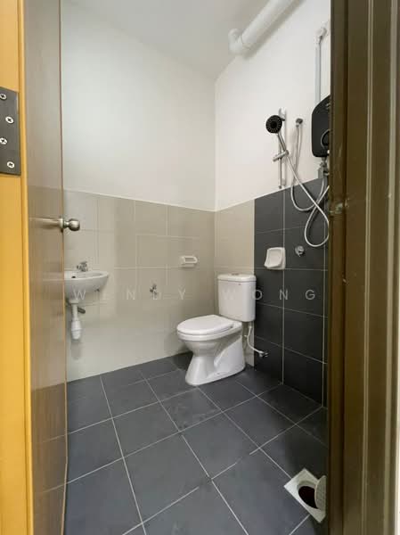 Townhouse for Rent in Bandar Cemerlang (Ulu Tiram) - Wendy Wong - Bathroom - PropertyGuru.com.my