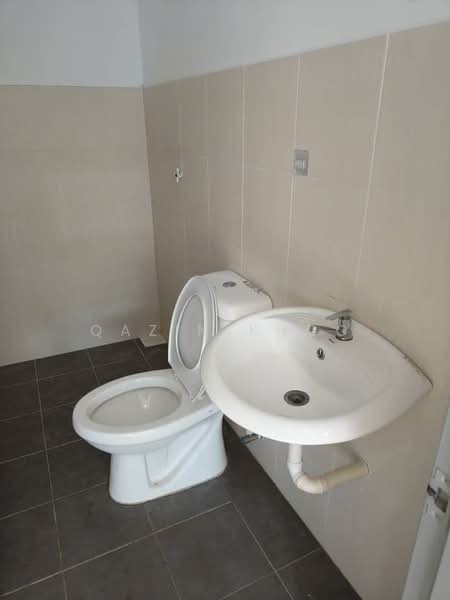 2-storey Terraced House for Sale in Taman Meru (Ipoh) - Qazin Khoo - Bathroom - PropertyGuru.com.my